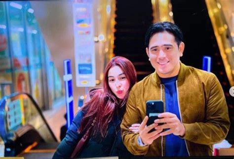 Gerald Anderson visits Julia Barretto in Japan while filming with .